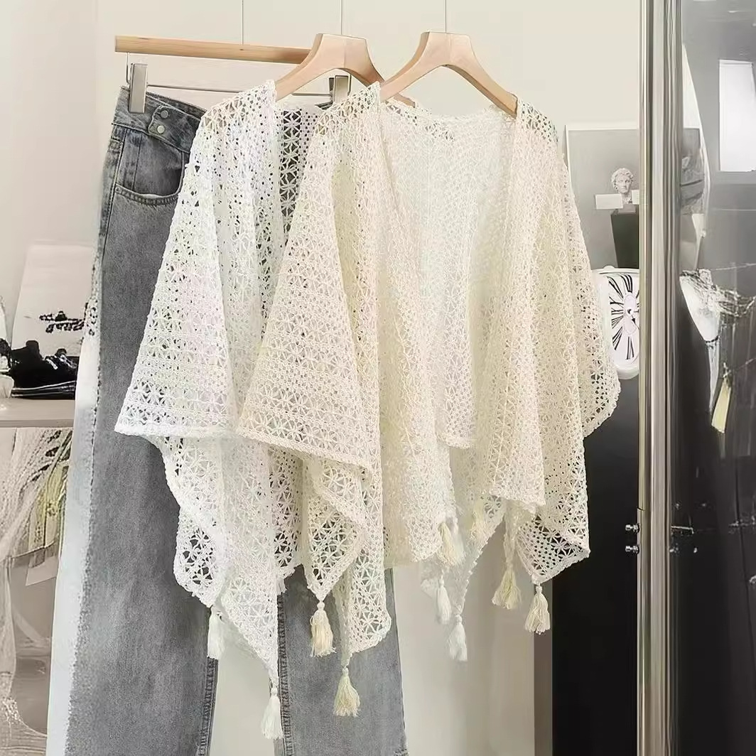 Retro Ethnic Style Versatile Cut Out Tassel Cardigan Sun Protection Shawl All Year Round Elegant Niche Shawl with Cheongsam Protection