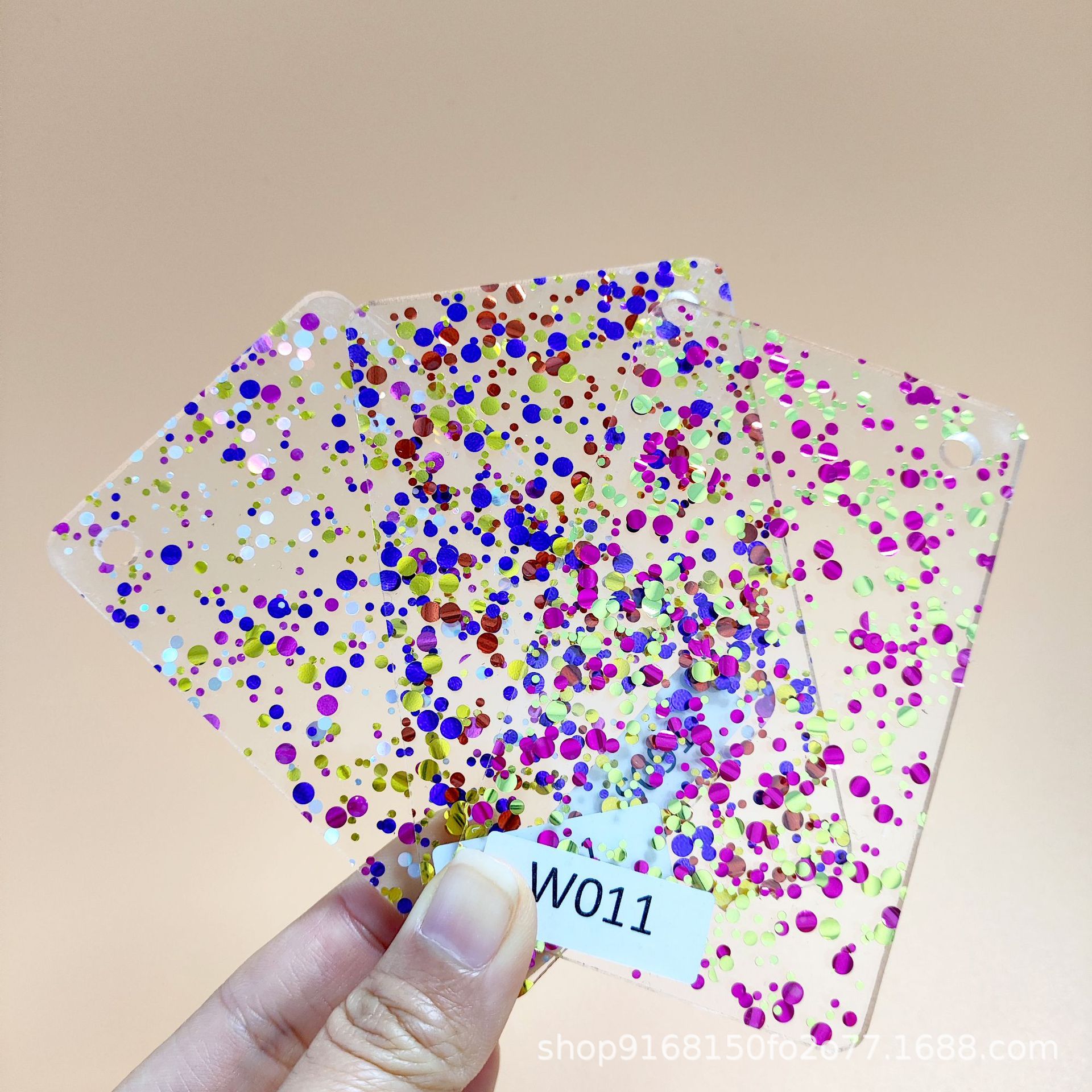 Transparent round heart shaped shaped multi-color onion powder acrylic display stand decoration factory wholesale