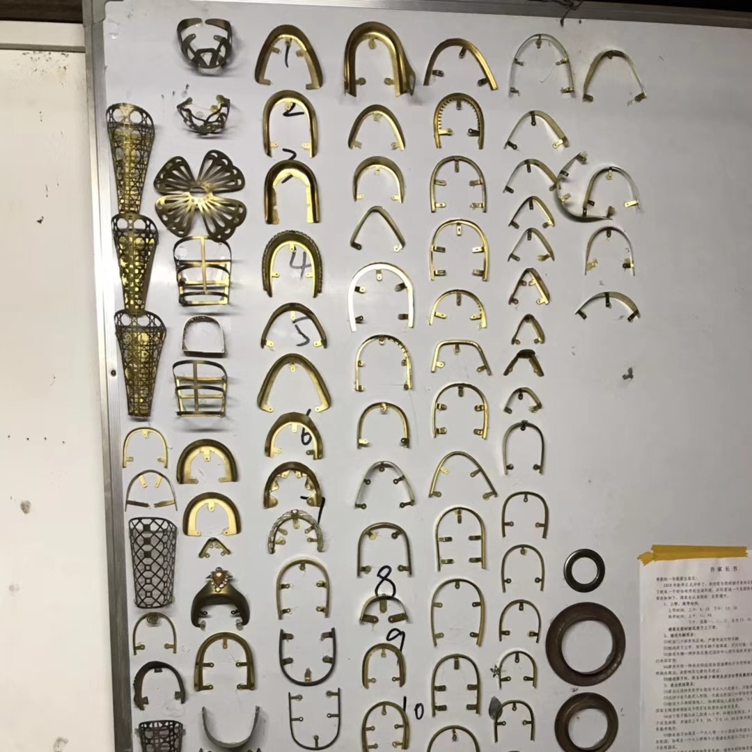 Manufacturer Supplies Stamped Copper Shoe Toe Caps, Shoe Buckles, Shoe Flowers, Shoe Heel Stamping Parts, Shoe Materials and Accessories Jindaw