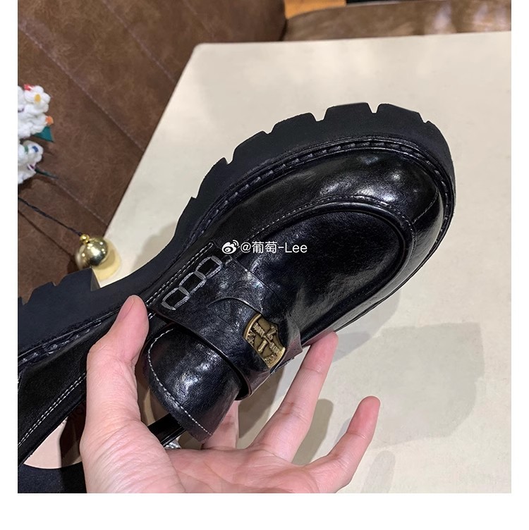 Grape Mom Same Spring and Autumn New Horse Leather Gold Coin British-style Round-head Slip-on Lazy Thick-soled LeFou Leather Shoes