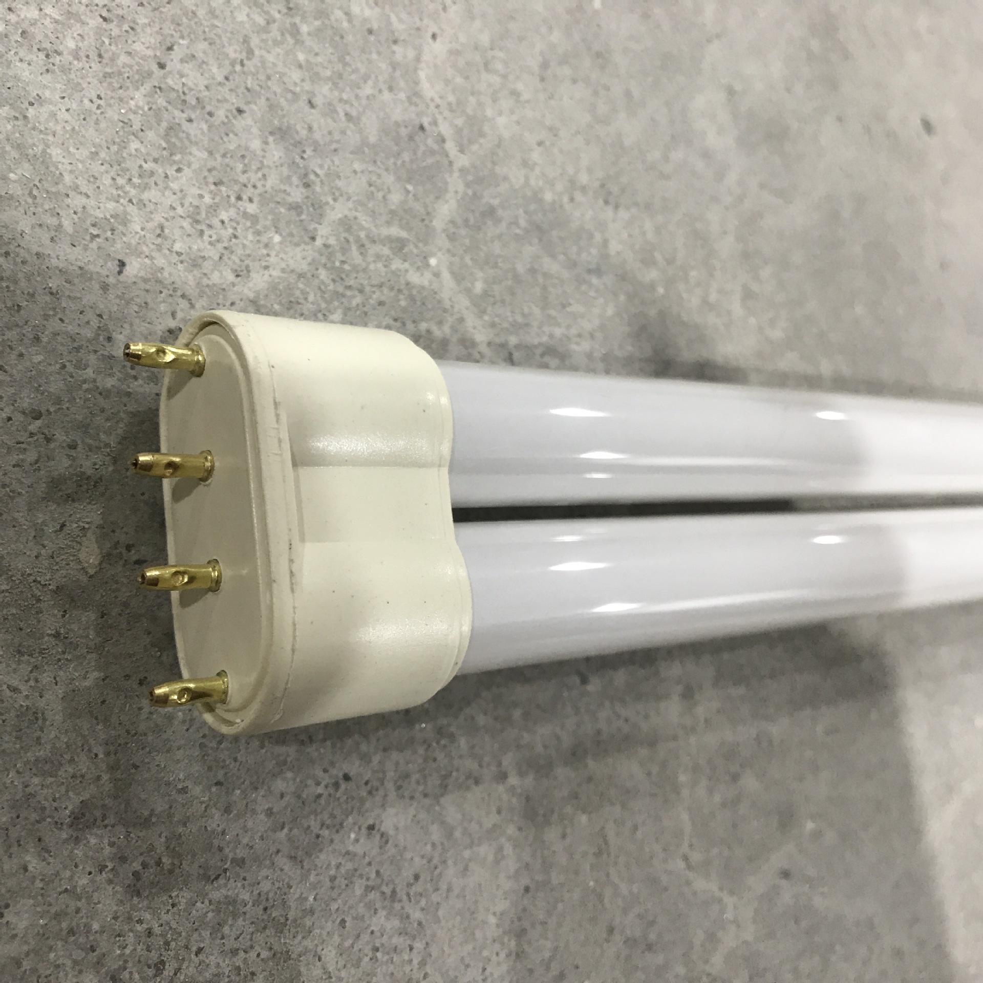 PLL H /U-shaped 18W 24W 36W 55W 365nm mosquito-killing and mosquito-absorbing powder energy-saving lamp four-flat needle UV