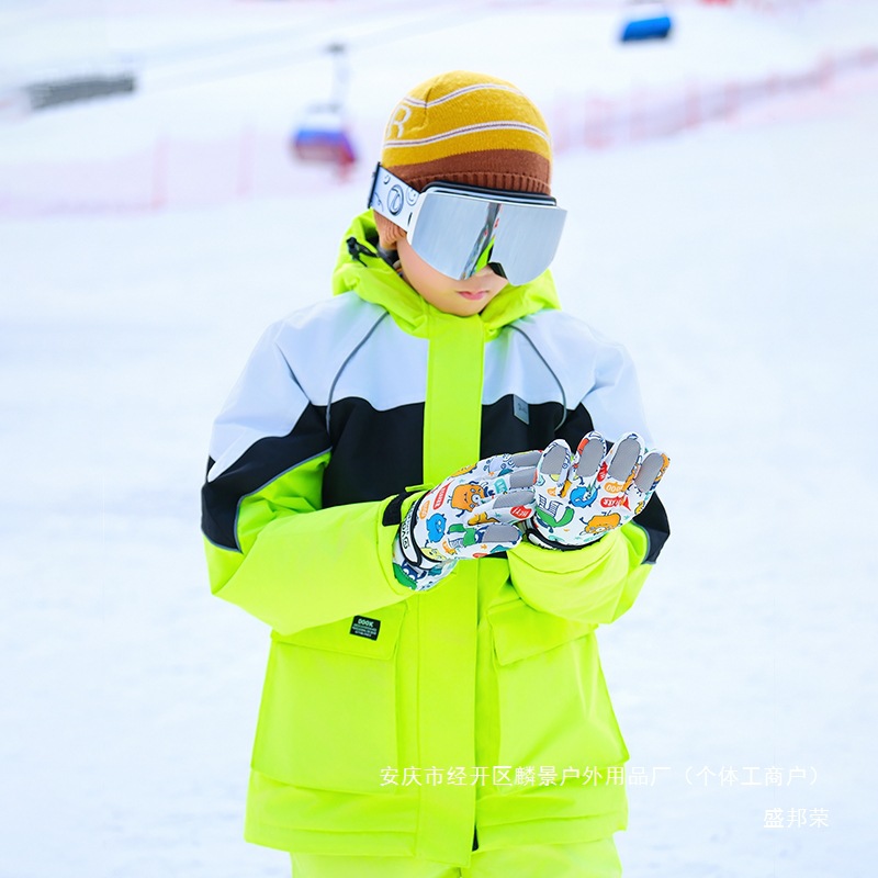 2024 Outdoor Children's Ski Wear Boys and Girls Tops Outdoor Equipment Ski Wear Thickened Warm Waterproof Windproof