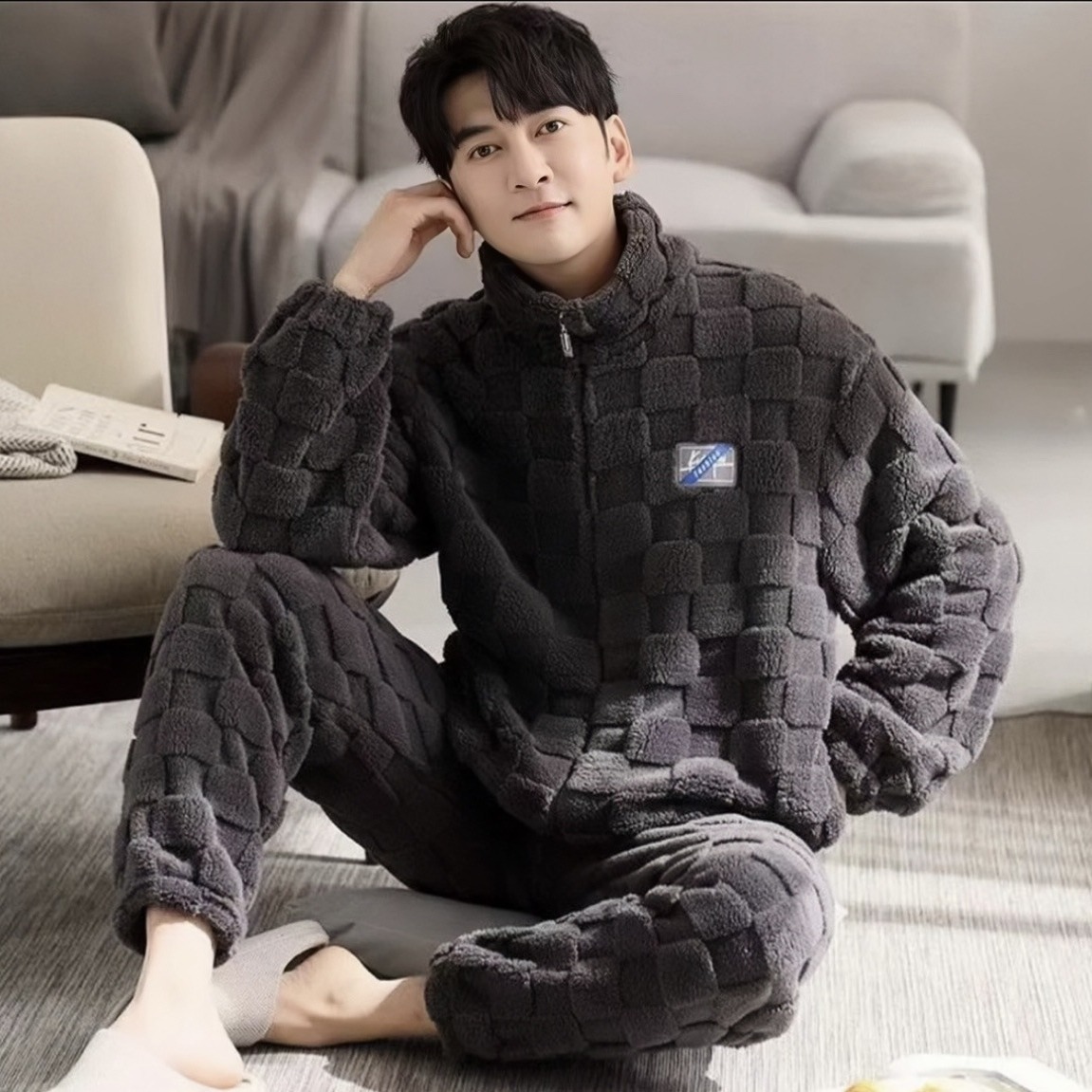 Pajamas Men's Fashion Zipper Thickeneded Fleece-Lined Coral Velvet Warm Flannel Autumn and Winter Men's Youth New Style