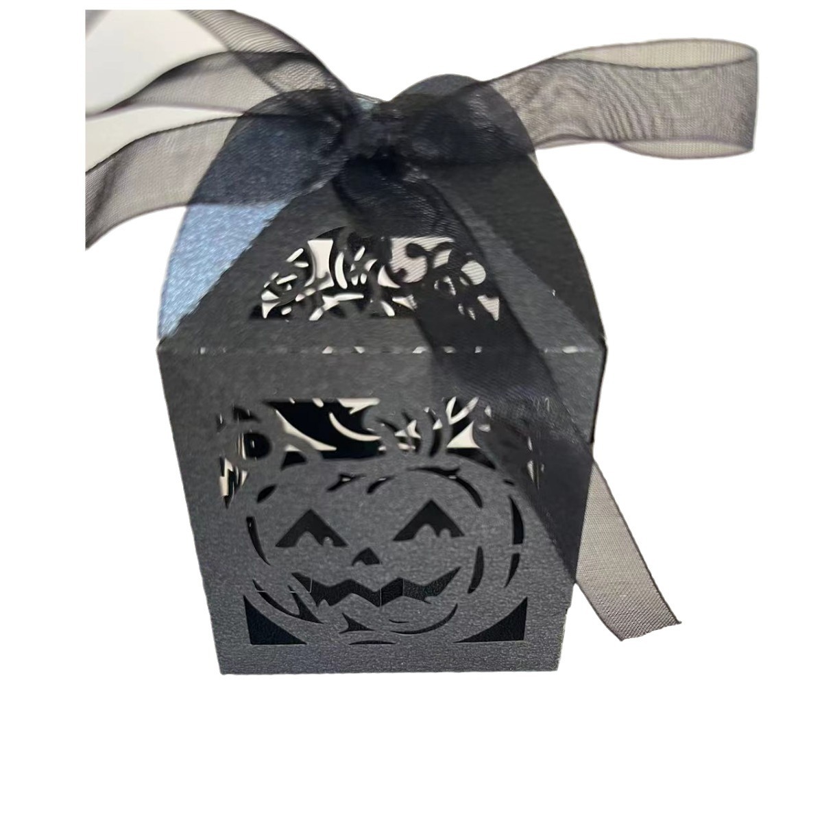 European-style hollow laser candy box creative candy box love wedding hollow carton gift box manufacturers wholesale