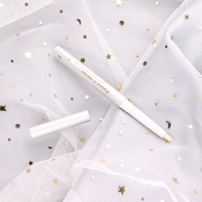 Горячий продукт Xiaohongshu ручка мастер перламутровый осветляющий шелкопряд ручка шелковистый натуральный водостойкий и потоотталкивающий теневой карандаш для глаз