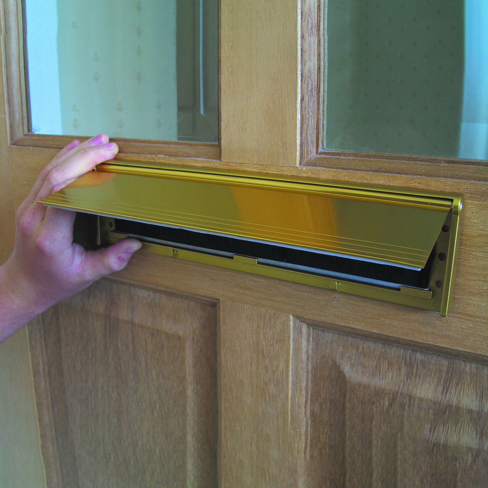 British-Made Aluminum Alloy Mailbox with Flap, Large Outdoor Letterbox