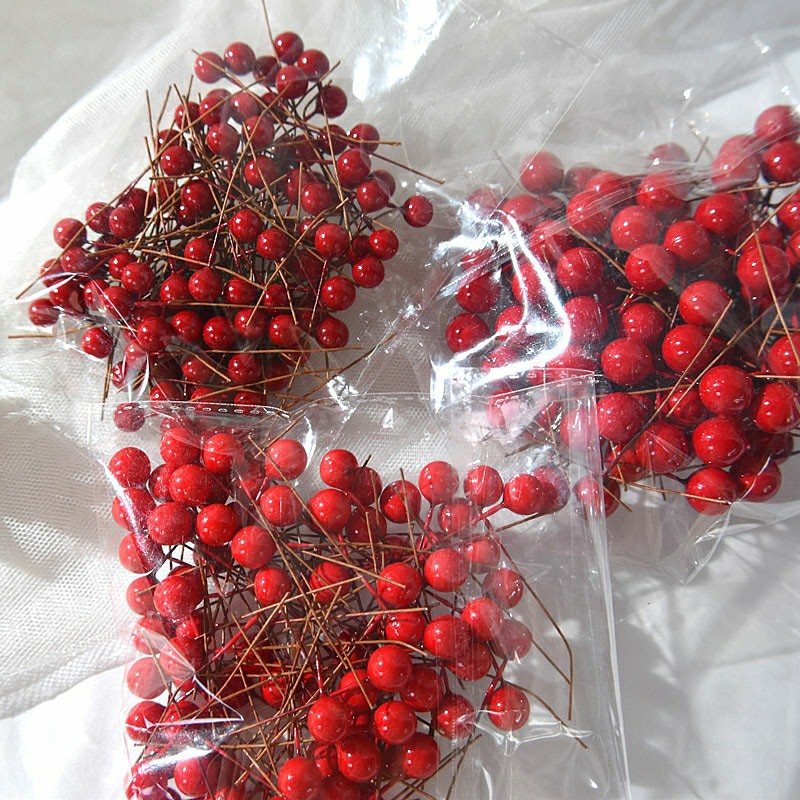 Christmas Red Foam Berries Gold Beads Silver Beads Christmas Garland Pine Needle Material Gift Box Decoration Small Red Fruit Fortune Fruit