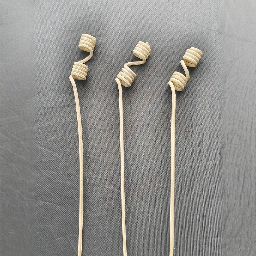 Single-Head Aromatherapy Rattan Stick, Curved Flameless Design, Fragrance Diffuser, Direct Sales from Manufacturer, Deodorizing Fragrance