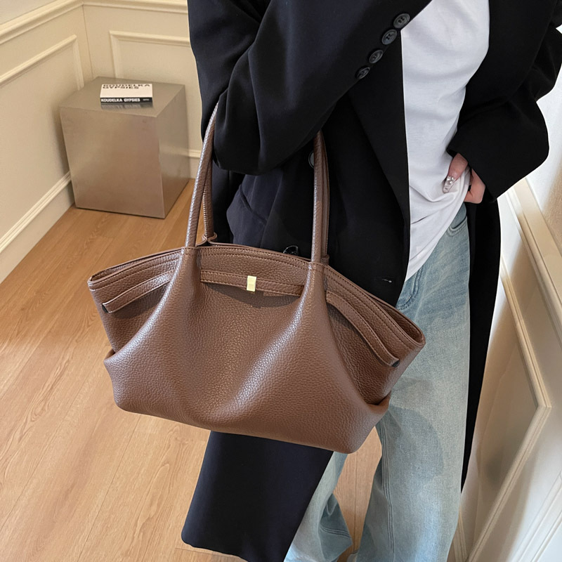 High-end Trendy Underarm Bag 2025 Spring New Retro Fashion Tote Bag Korean-style Large Capacity Shoulder Bag for Women
