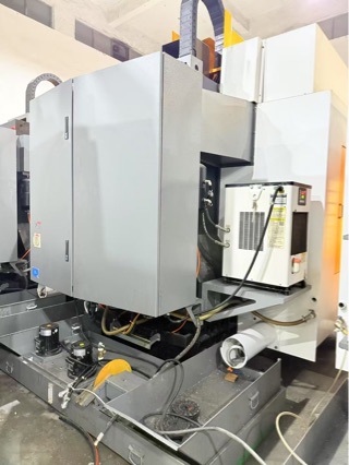 Transfer of Factory in Taiwan Original Runxing Used Cnc Machining Center Hs-850H Machining Center