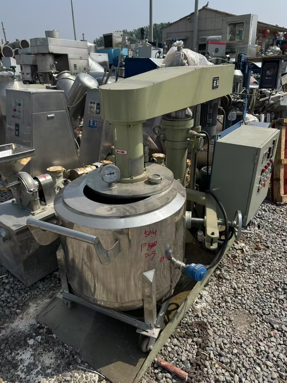 50 Type 22 Kw Vacuum Dispersing Machine, the Price Is Not High, You Need to Contact the Price and the Actual Product Does Not Match