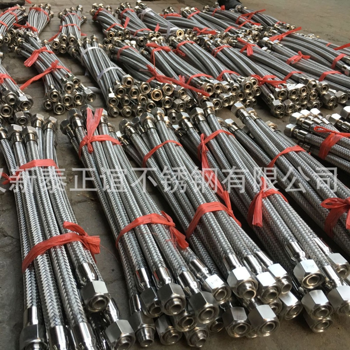 Factory Direct Supply Soft 304 Corrugated Pipe High Pressure High Temperature Water Pump Hose Energy Storage Cabinet Hose Food Hose