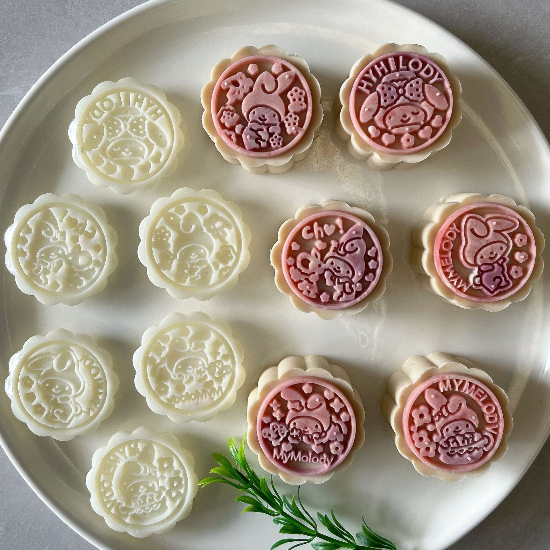 Hongyin Zhenpin 2024 Новая форма для лунянки 50г, милый мультяшный и другие формы для выпечки, лунянка с ледяной корочкой