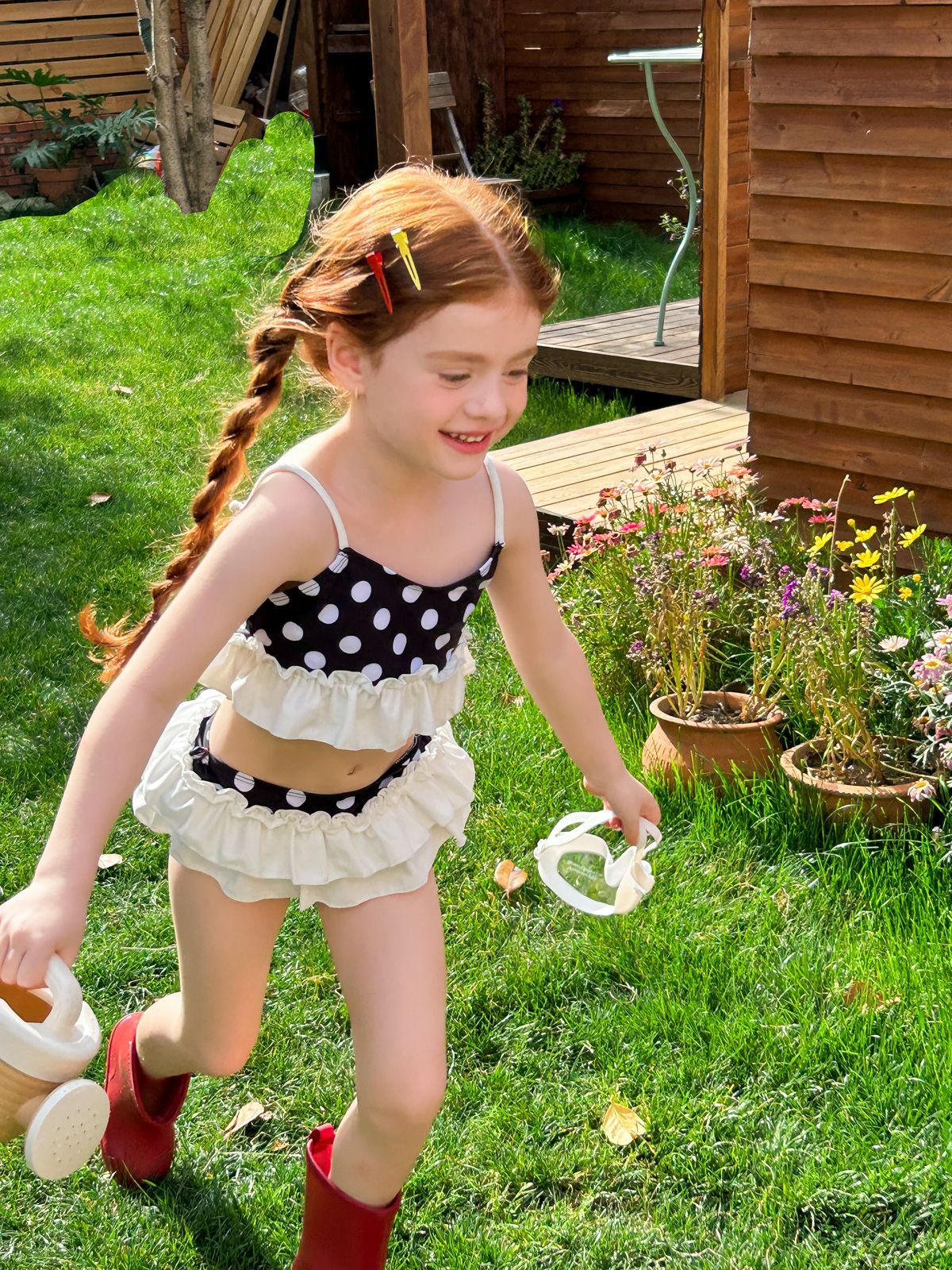 2025 New Kidsren's and Girls' Summer Korean Style Hot Spring Suit Polka Dot Bikini Suspender Little Girl Swimsuit Suit