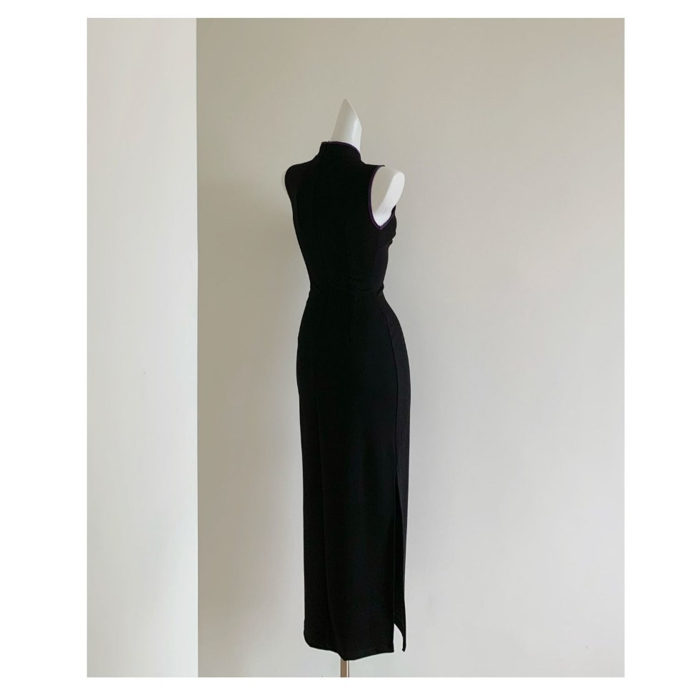 [Lan Fei Niang 2.0] Oriental Aesthetics National Style Purple Embroidery Retro Black Slim Slim Hong Kong Workers Female Cheongsam