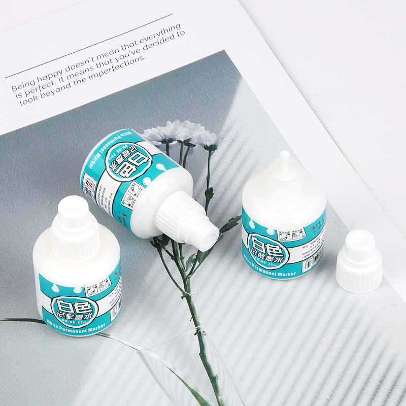 White Marker Ink, Non-Erasable, Oil-Based, Fade-Resistant, Touch-Up Paint Marker with Thick and Thin Tips, Waterproof and Long-Lasting