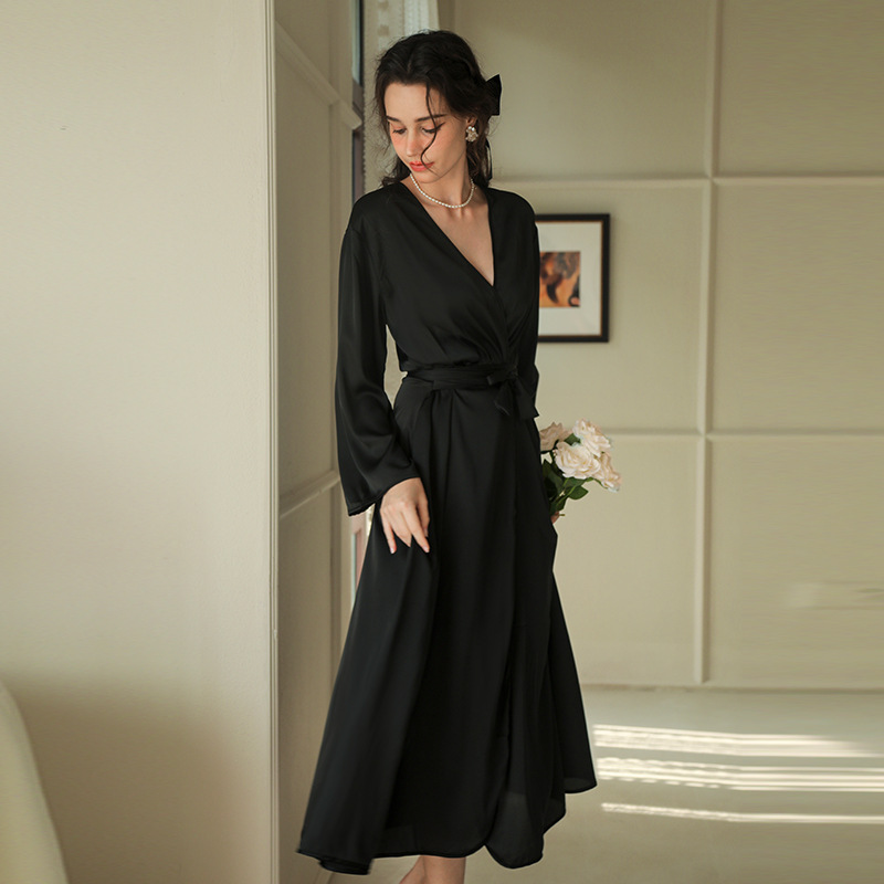 bride morning gown female red nightgown wedding makeup bridesmaid group wedding kimono satin long bathrobe