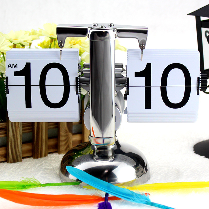 Cross-border wonderful engraving automatic page-turning clock retro simple home clock living room clock European-style one-foot balance flip clock