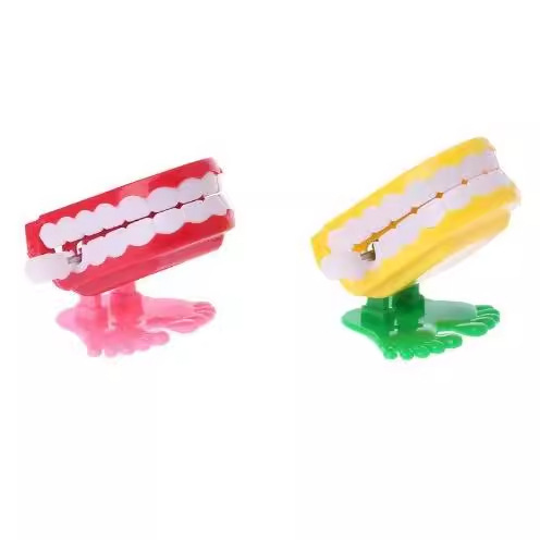 Chain with eyes jumping teeth Christmas gift cute childlike toy teeth dental gift