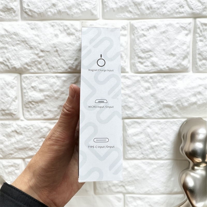 Ya Amazon 158 Each! Can Charge Mobile Phones Horizontally and Vertically! Ultra-Thin Wireless Fast Charging Exquisite Small Gifts for Men and Women