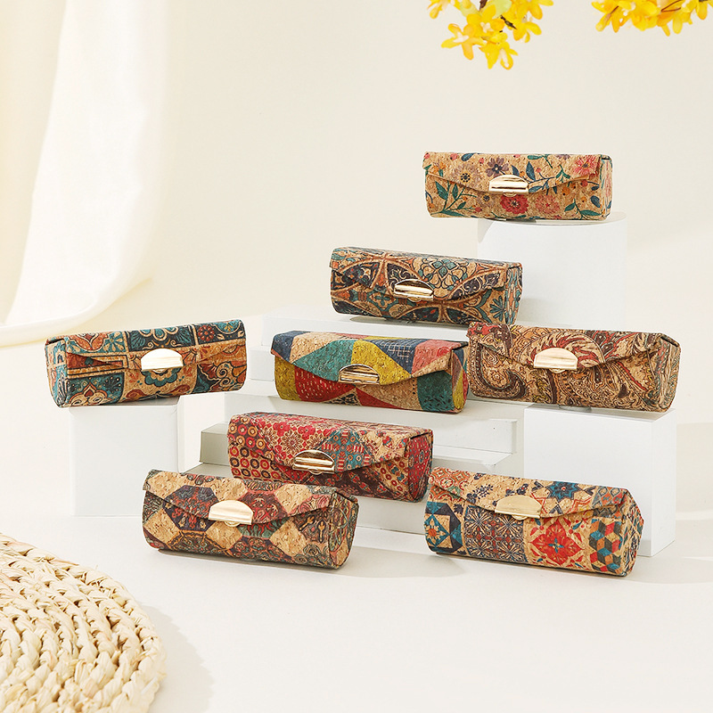 Popular Retro Cork Lipstick Box Ring Earrings Mini Storage Box Travel Souvenir