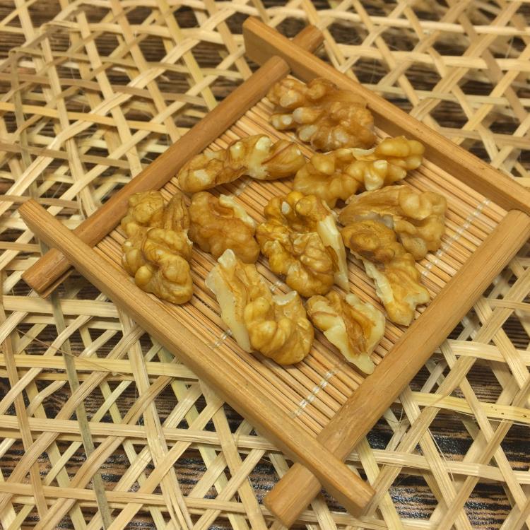 Factory wholesale low-temperature baking bulk 1kg original cooked walnut ready-to-eat snacks raw materials wholesale