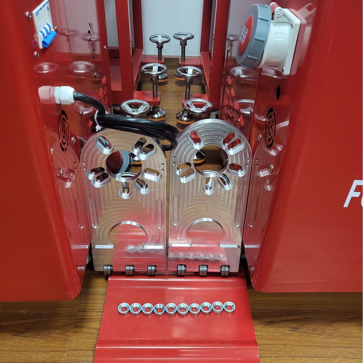 Russian Zhuya Series Cross-Border E-Commerce Automobile General Chassis Noise Detection Road Simulator Vibration Test