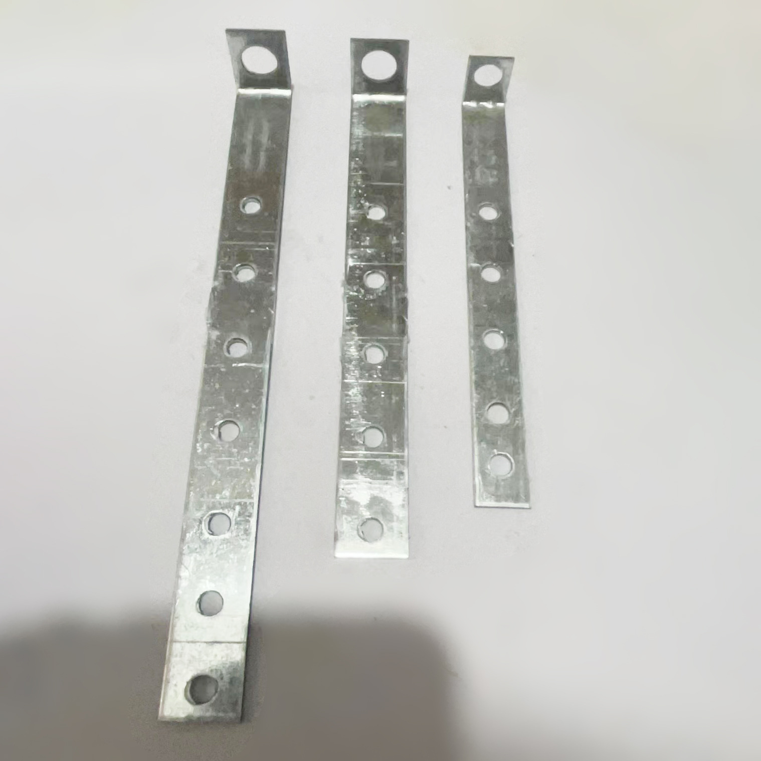 Foreign Trade Supply Light Steel Keel Accessories Wholesale Ceiling Pendant L-Shaped Straight Hanging Wood Keel Hanging Piece 7-Word Straight Hanging Piece