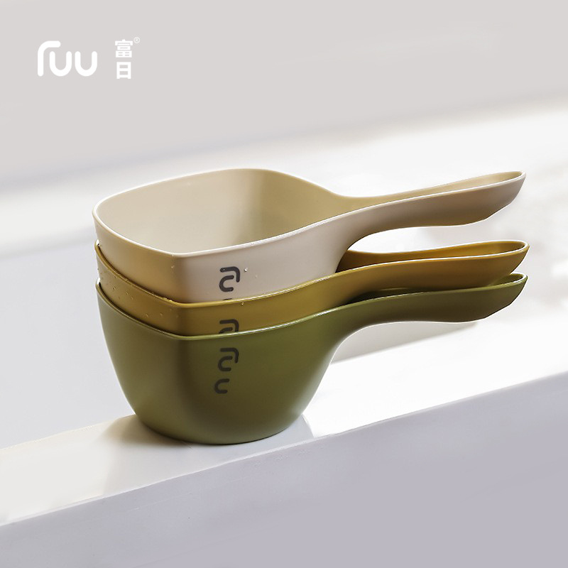 Утолщенная ложка для воды, большая, с длинной ручкой, глубокая, кухонная, не ломается, вешалка, пластиковая ложка