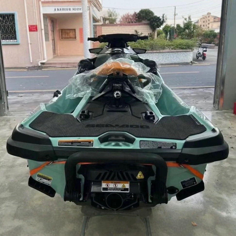 2025 Brp Jet Ski Sea Motorcycle Cruise Jet Ski Water Skiing Boat 230 Metallic Yellow + Lava Red