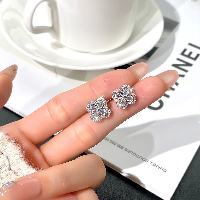 Four-Leaf Clover Niche Earrings for Women Natural Amethyst Topaz High-End Earrings S952 Sterling Silver Accessible Luxury Accessories for Women