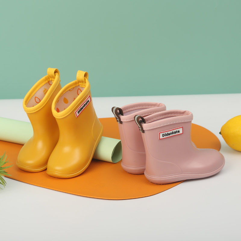 New children's rain boots foreign trade boys and girls soft non-slip baby rain boots kindergarten waterproof shoes a generation of hair