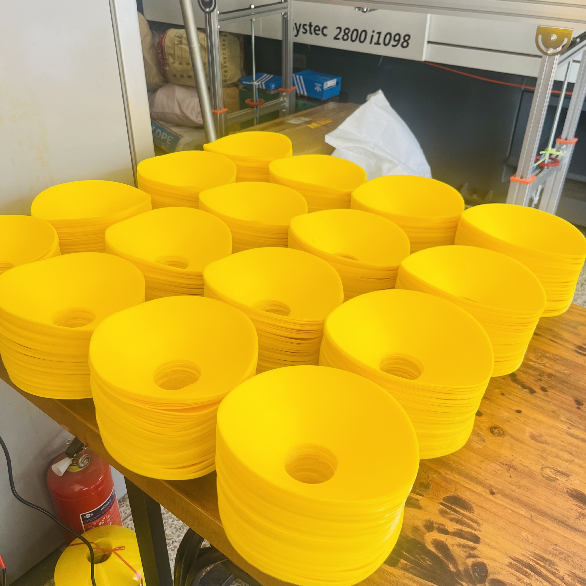 Signage Disc, Signage Plate, Ice Cream Bucket, Obstacle Marker Bucket, Soccer Basketball Kindergarten Student Adult Obstacle Course Manufacturer