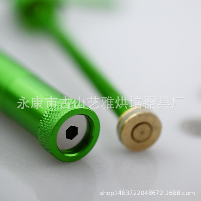 Rotary Clay Squeezer, Soft Clay, American Clay Squeezer, Colorfulful Carved Clay Squeezer, Pottery Tool