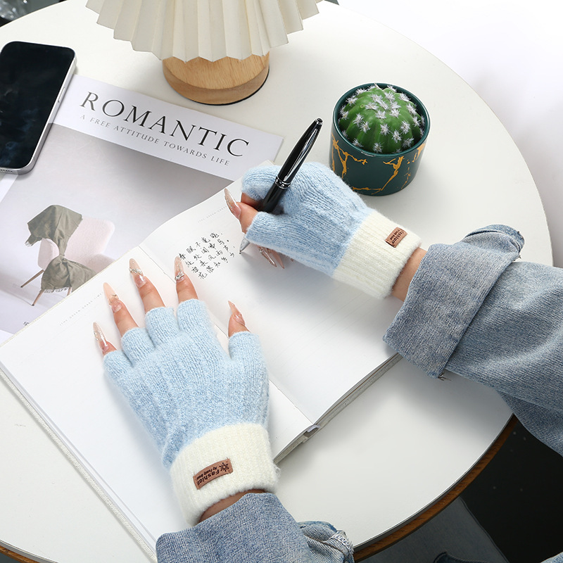 Autumn and Winter stitching half finger gloves warm student writing riding cute knitted gloves one-piece delivery
