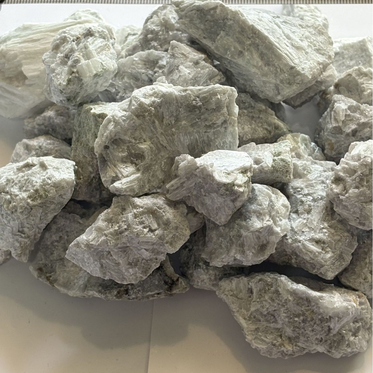Calcite Ore High-Strength Cement Concrete Agent Plastic Rubber (Product Parameters Please Inquire)