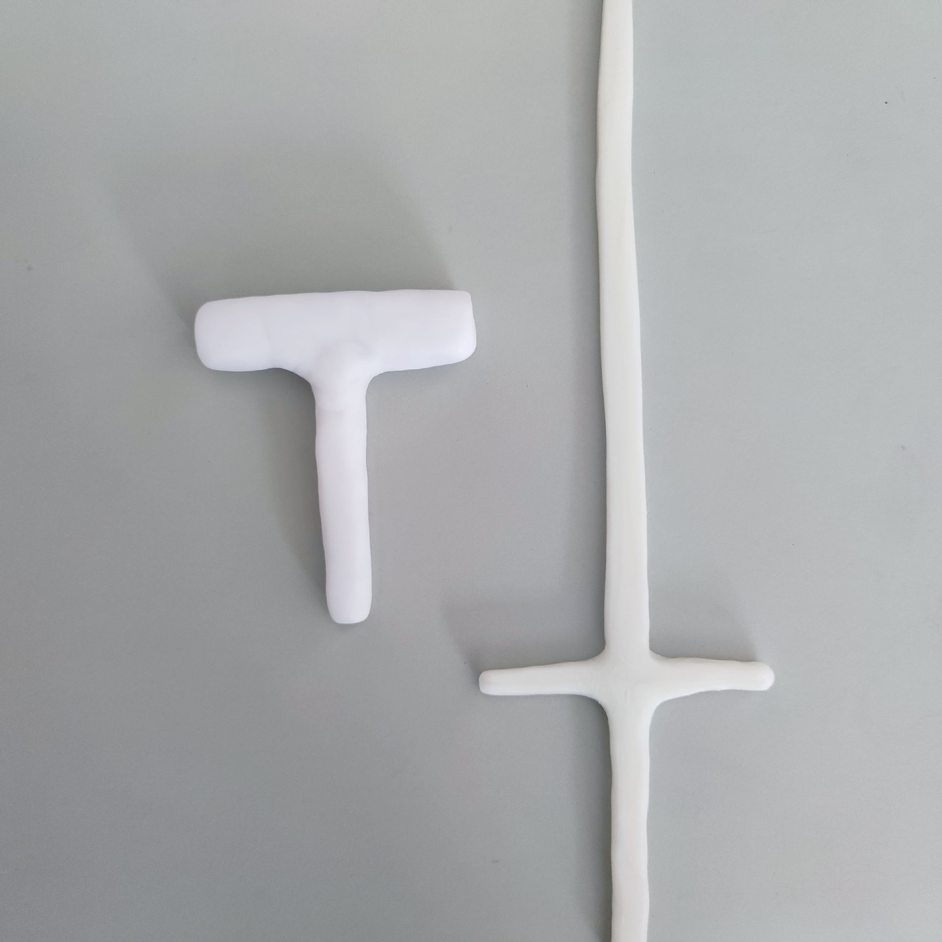 Bright white free resin plastic soil particles round thermoplastic resin when hot soft when cold hard diy crystal soil