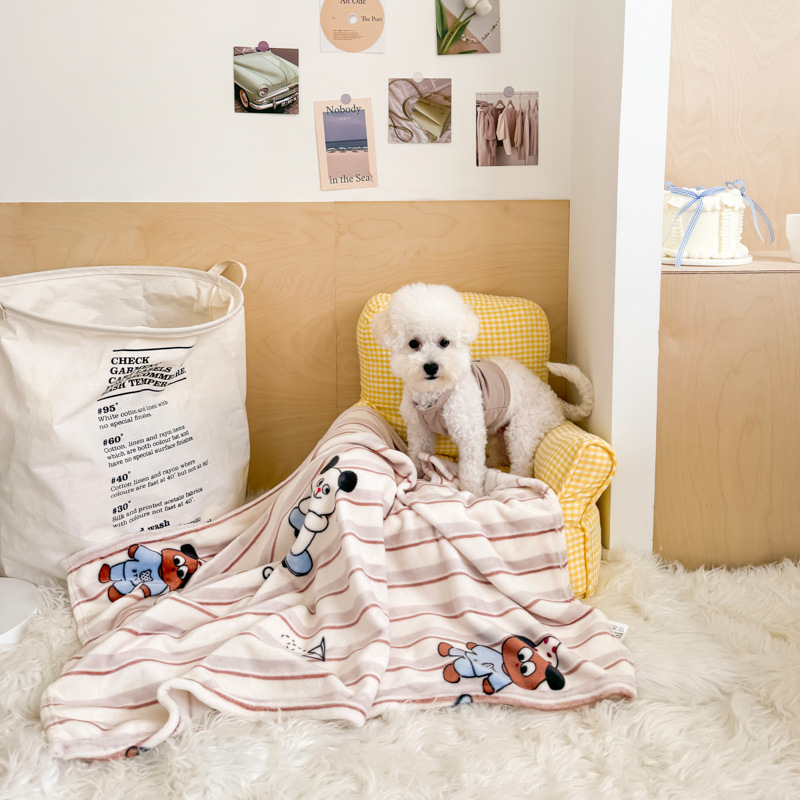 Pet Blanket Cheap Sleeping Warm Dog Nest Mat Dog Coral Velvet Quilt Pet Supplies Special Wholesale