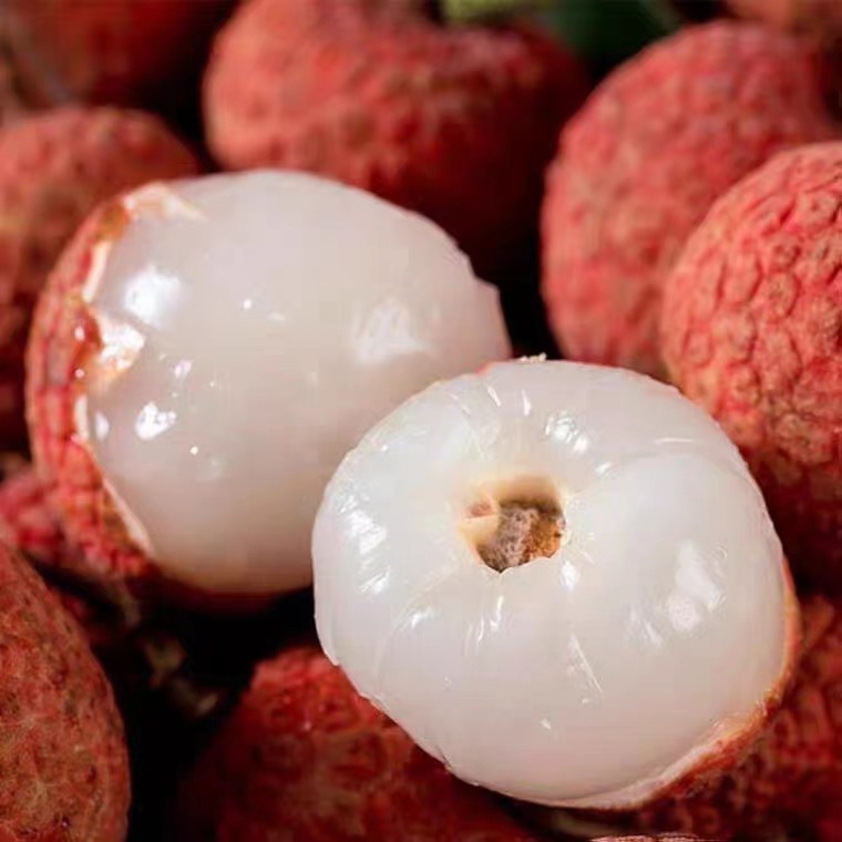 Freshly Picked Lychees, 3kg Packs of Old Tree Black Leaves, Seasonal Fruits for Pregnant Women, Maoming Gaozhou, Whole Box, Free Shipping 2.5kg