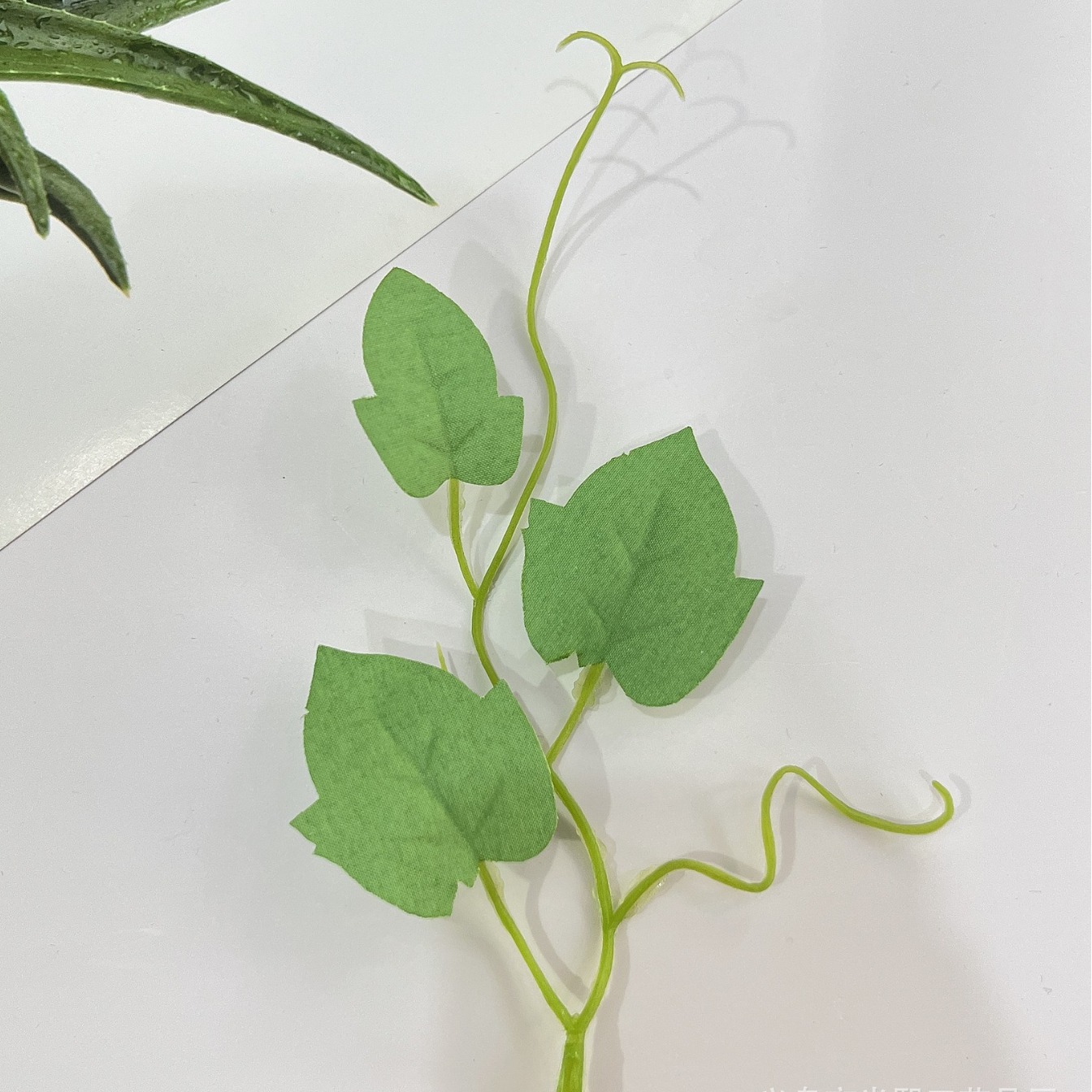 Artificial sweet potato leaves leaves DIY Mori hand-made silk cloth leaf material false green leaves rattan wreath accessories