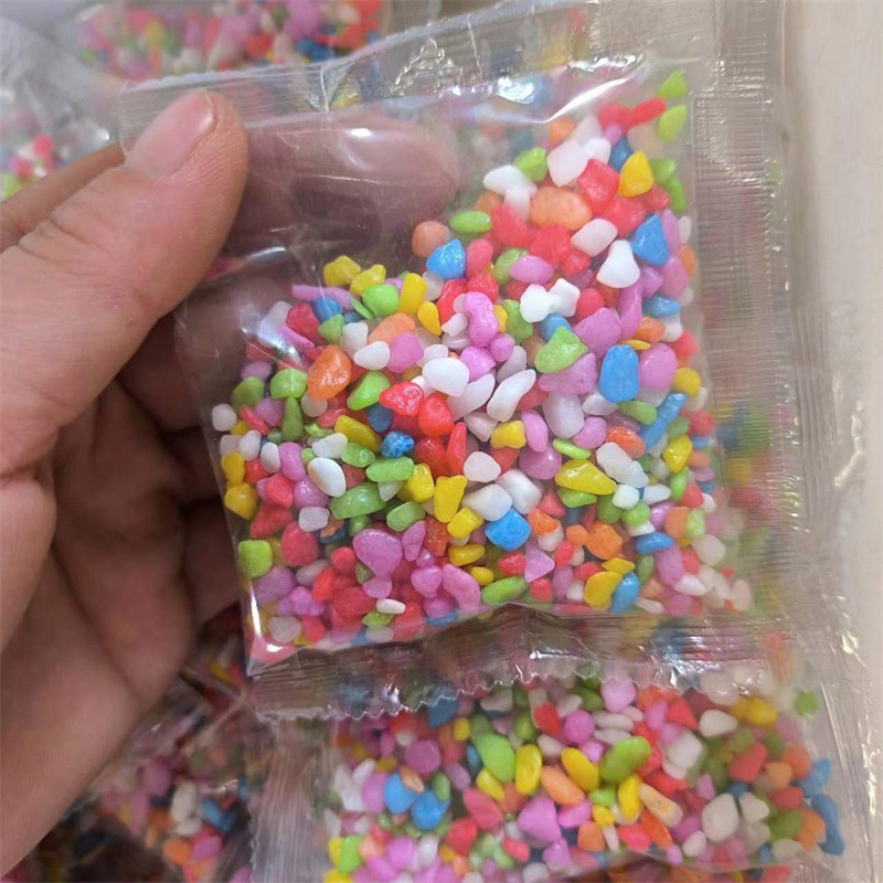 Маленькая упаковка цветных камней, окрашенные камни, микро-ландшафт, развлечение для детей, 100 грамм цветных камней