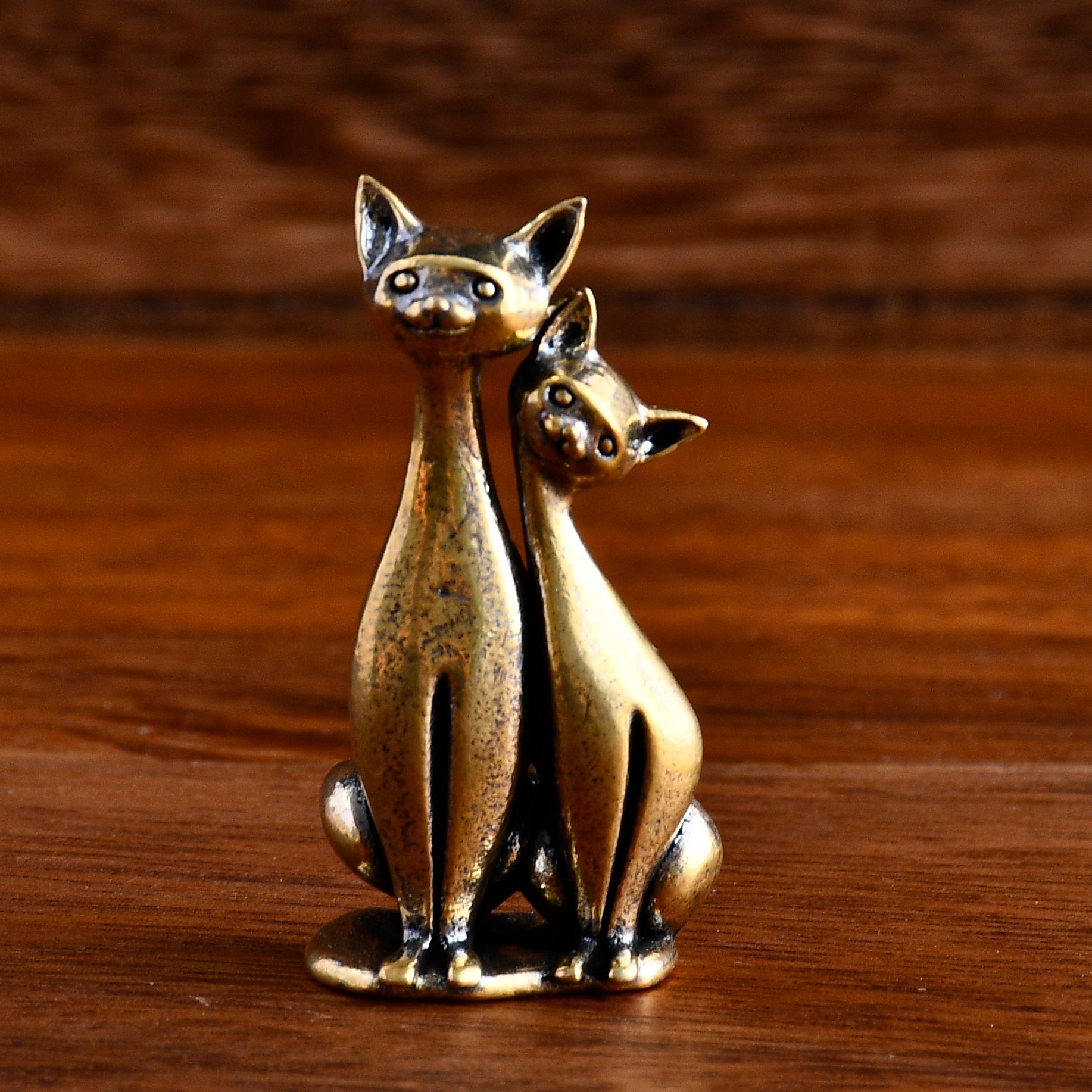 New Cross-border Hot Sale Brass Vintage Couple Cat Figurines Ornaments Desktop Home Decoration Creative Gift Ornaments
