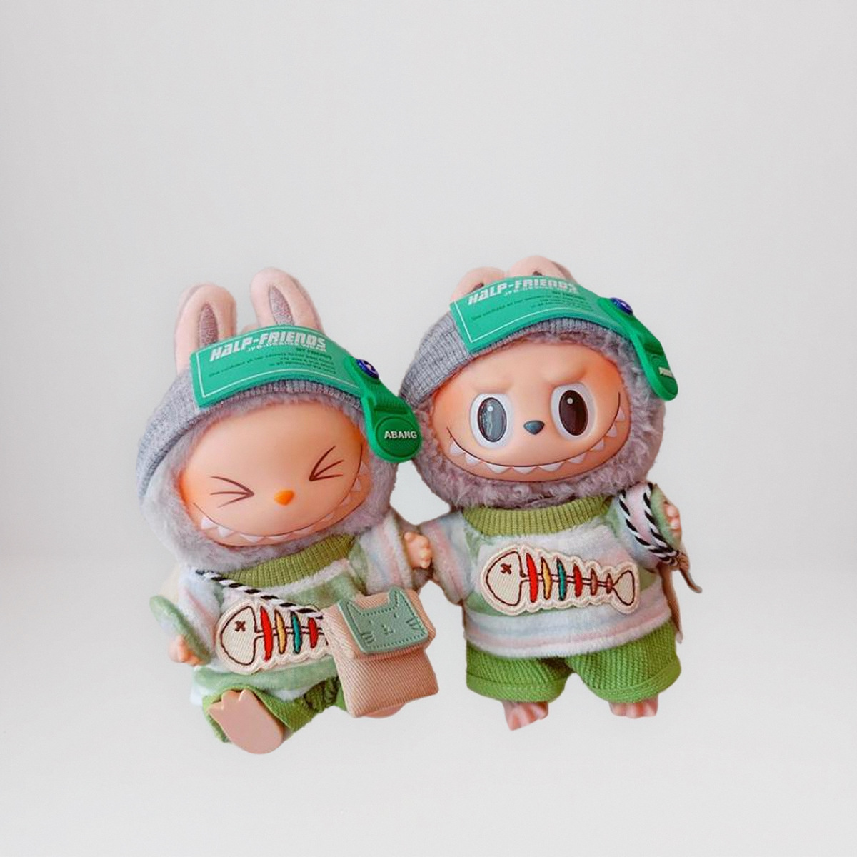 First, Second, and Third Generation Labubu Sitting Party Pendant 17cm Doll Clothes Vinyl Doll Self-Entertainment Set