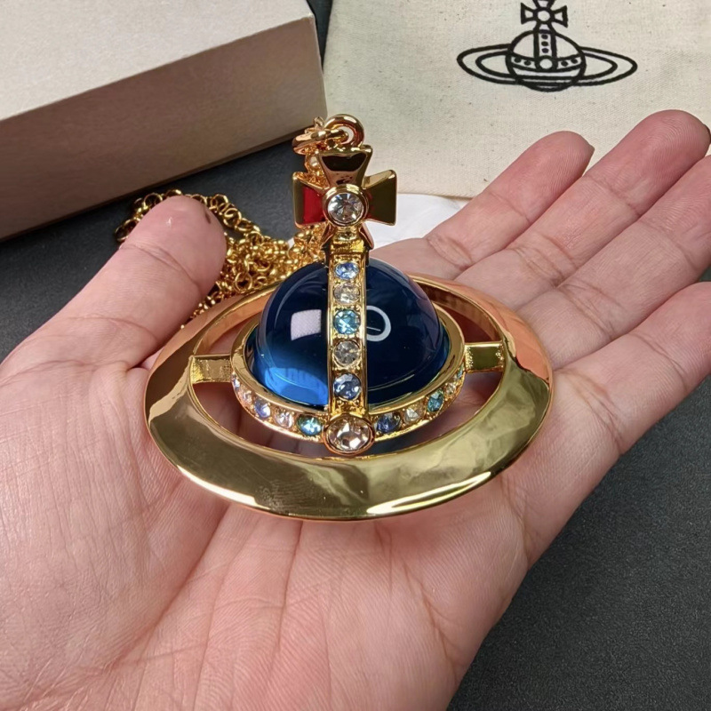 High-End Queen Mother Glass Ball Saturn Necklace Light Luxury Personalized Fashion 30mm Extra Large High-End Clavicle Chain