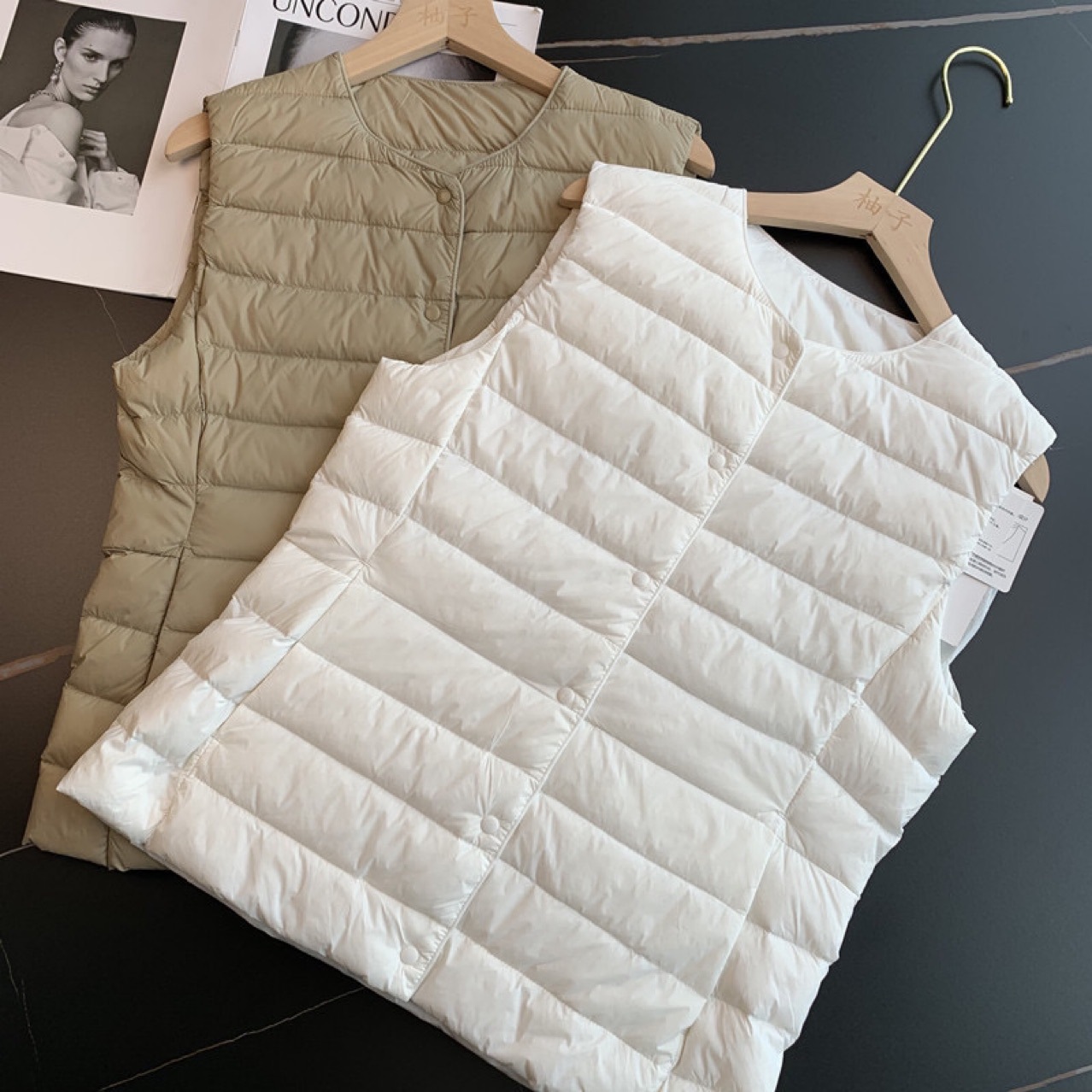 2023 autumn and winter new lightweight down jacket women's liner vest round neck V-neck inner wear collarless lightweight vest thin