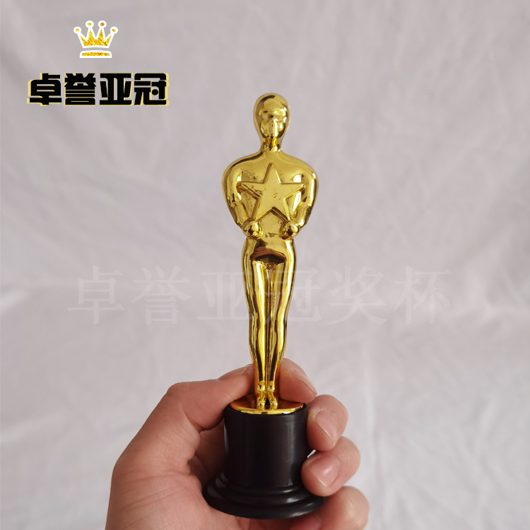 Трофей маленького золотого человека, подарок для детей в детском саду