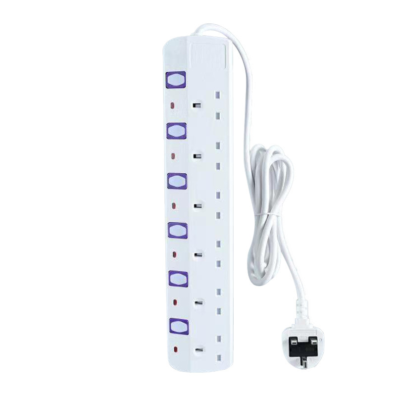 Plug-In Board Multi-Hole Household Corded Strip with Overload Switch Ukca British Socket British Standard Smart Strip