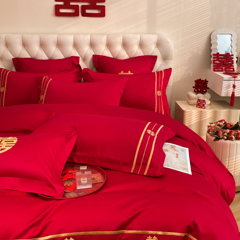 Simple Chinese Wedding Four-piece Set Big Red Dragon and Phoenix Embroidery Wedding Bed Sheet Quilt Cover Wedding Bedding