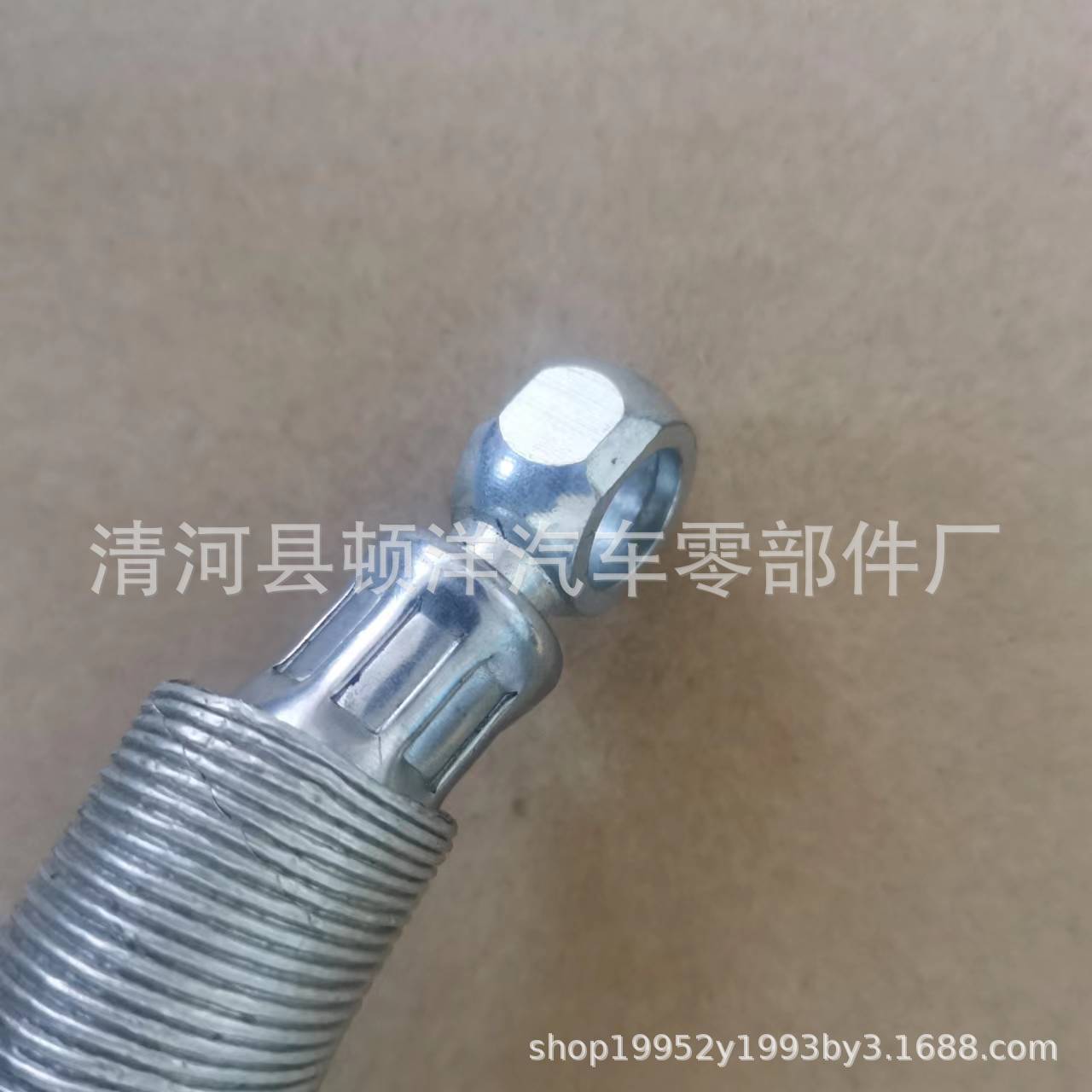 Applicable to Buick oncora turbine booster pipe 55568031 iron water pipe cooling water pipe water pipe supercharger