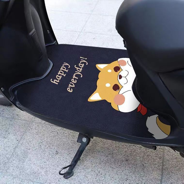 Electric car foot pad universal small electric donkey foot pad free cutting waterproof fixed anti-running anti-skid foot pad wholesale